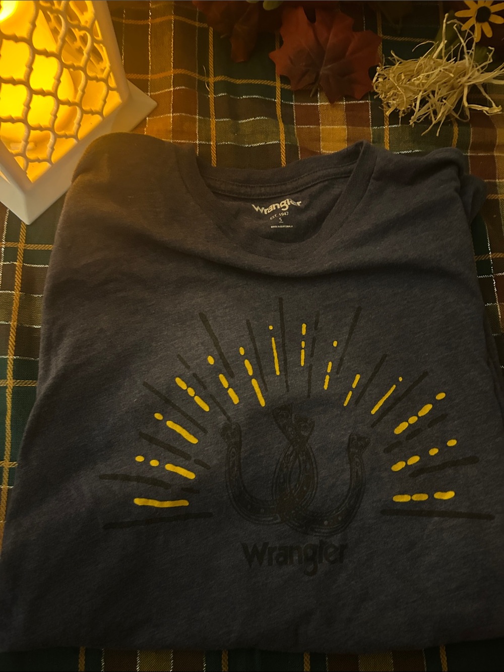 Wrangler Navy Short-Sleeve Graphic Tee with Yellow Accent unisex